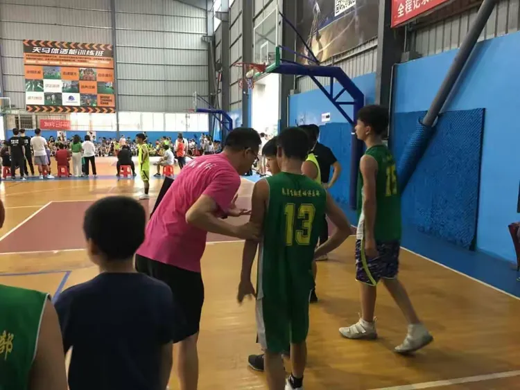 包含篮球教练授课经验心得，助力学员技艺提升的词条