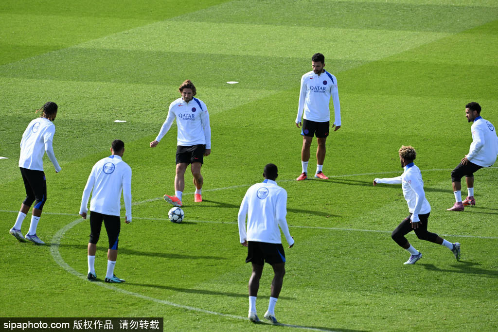 关于昂热出人意料地客场大胜,拉近法甲领头羊距离的信息 关于昂热出人意料地客场大胜,拉近法甲领头羊距离的信息