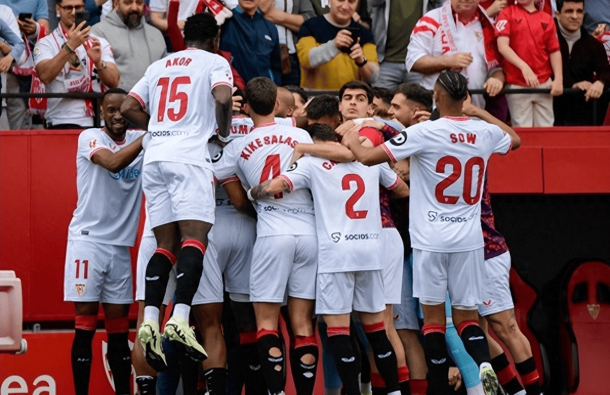 LOL英雄联盟投注竞猜-包含托特纳姆热刺惊险获胜，小组形势扭转的词条