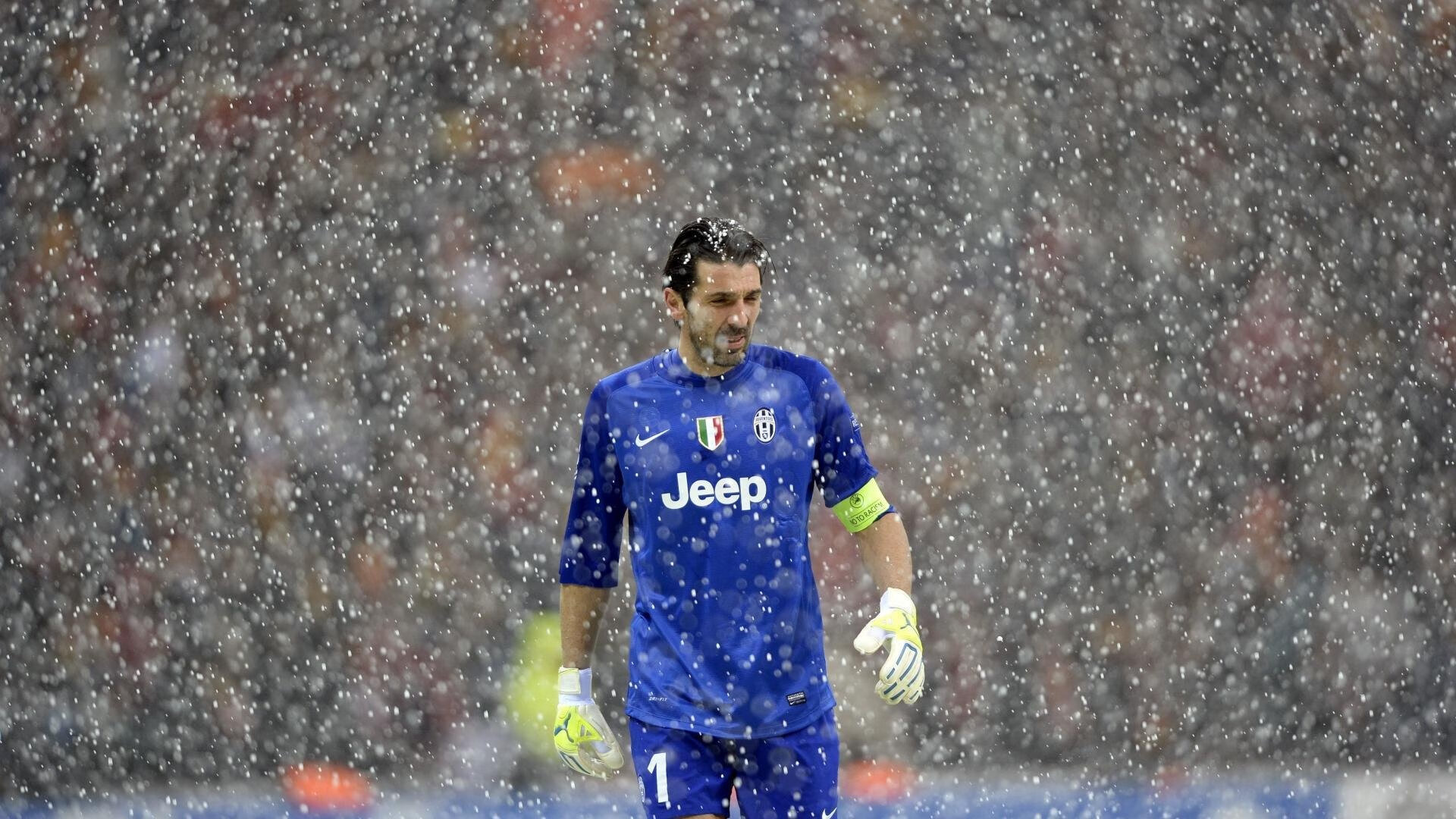 赛道与球场，武切维奇在F1街道赛的接管启示吉林队生死战