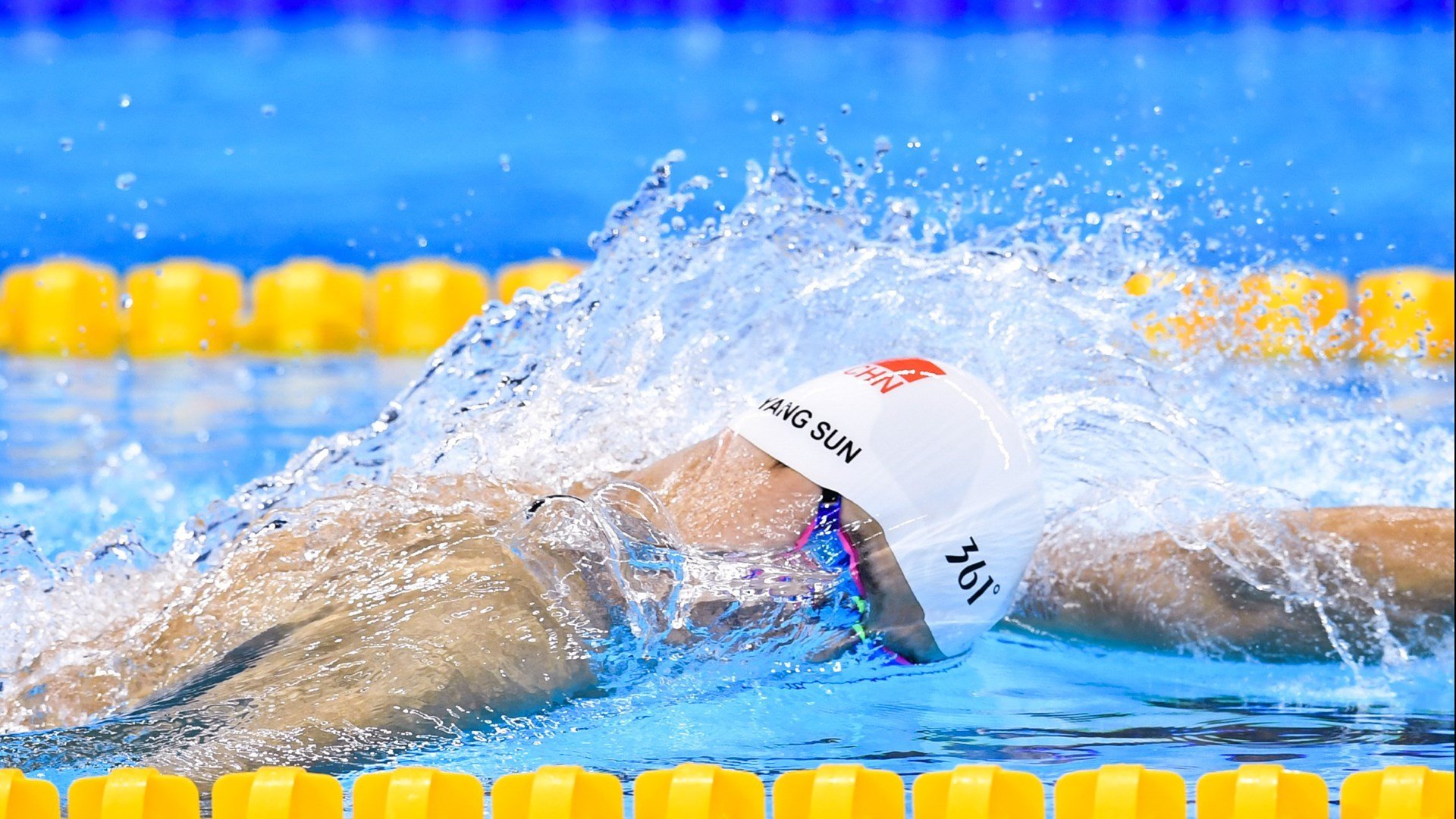 红土之王再展神威!蒙特卡洛大师赛横扫联合杯,纳达尔统治全场诠释时代传奇